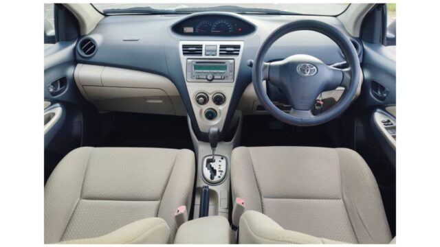 vios interior front 1200 x 1200 07